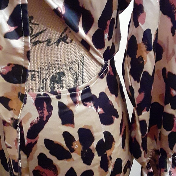 Flounce Sleeve Leopard TIe Front Peekaboo Jumpsuit - Picture 6 of 10